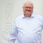 Porträt von Andreas Grosser.