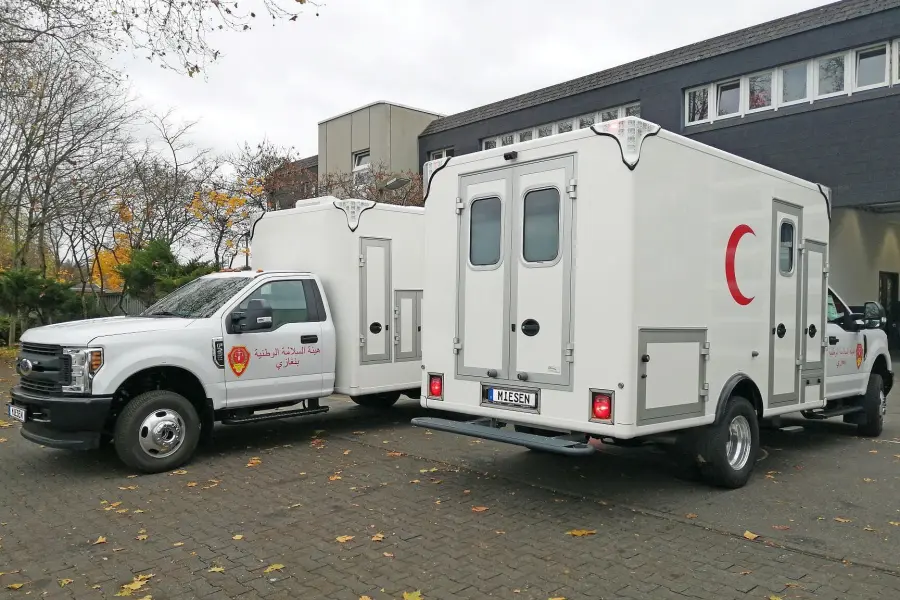 Ford F350 Export Variante mit Kofferaufbau